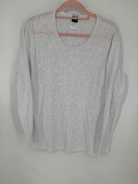 Disney Women's Long Sleeve Featuring the Famous Mickey Hand Pattern Size XL